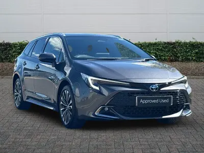 Used Toyota Corolla Design 140 HP (102 kW) 2025 Grey Estate