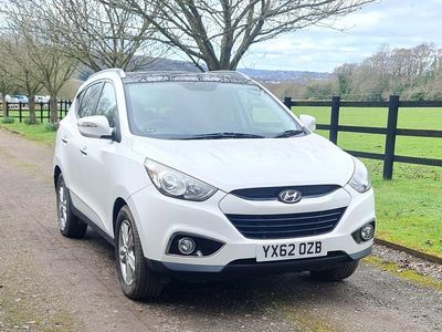 Used Hyundai ix35 Premium 115 HP (84 kW) 2012 White SUV