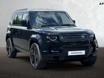 Used Land Rover Defender SE Dynamic 2026 SUV
