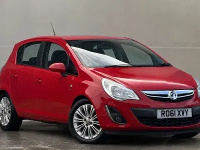 Used Vauxhall Corsa 100 HP (73 kW) 2011 Red Hatchback