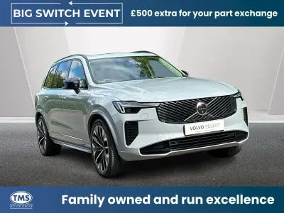 Begagnad Volvo XC90 Ultra 250 HK (183 kW) 2025 Grå SUV
