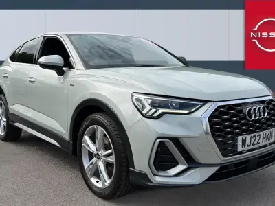 Używany Audi Q3 S-Line 150 KM (110 kW) 2022 Srebrny SUV