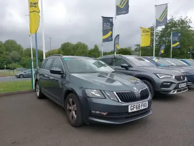 Używany Skoda Octavia SE Technology 115 KM (84 kW) 2018 Szary Kombi