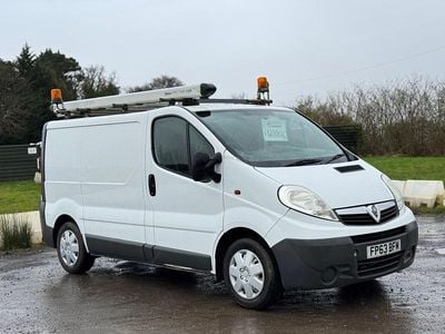 Used Vauxhall Vivaro 90 HP (66 kW) 2013 White MPV