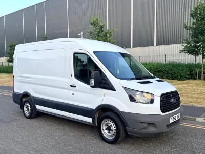 Used Ford Transit 130 HP (95 kW) 2018 White Van