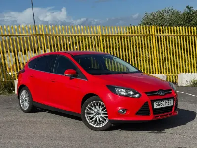 Used Ford Focus Zetec 2013 Red Hatchback