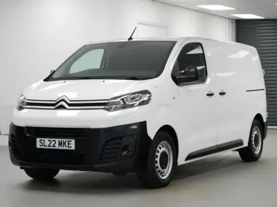 Begagnad Citroën Dispatch 100 HK (73 kW) 2022 Vit Minibuss
