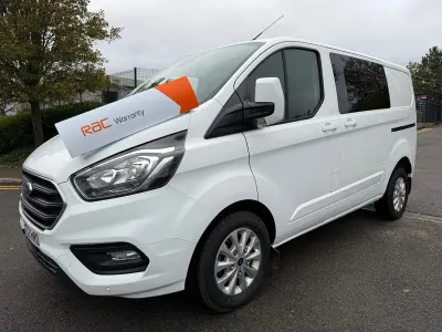 Used Ford Transit Custom Limited 130 HP (95 kW) 2022 White Van