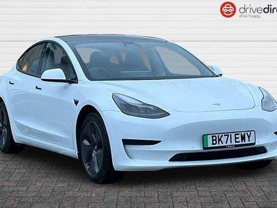 White Used 2021 Tesla Model 3 Standard Range Sedan | £14,990 (Fair price)