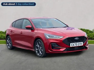 Used Ford Focus ST-Line 155 HP (114 kW) 2025 Red Hatchback