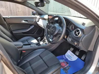 Used Mercedes CLA180 122 HP (89 kW) 2017 Silver Coupe