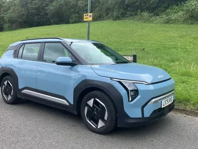 Used Kia EV3 Air 147 kW (201 HP) 2025 Blue SUV