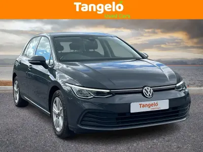 Usado VW Golf VII Life 130 HP (95 kW) 2021 Cinzento Citadino