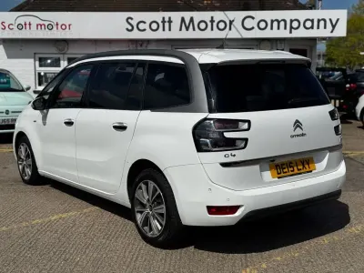 Used Citroën Grand C4 Picasso Exclusive 115 HP (84 kW) 2015 White MPV