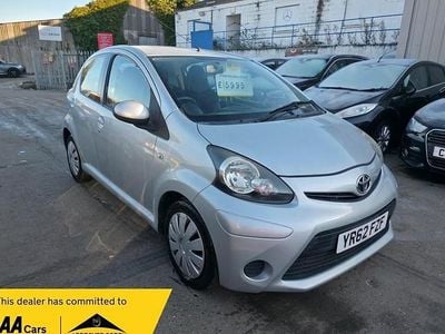 Silver Used 2012 Toyota Aygo Hatchback | £5,995 (Fair price)