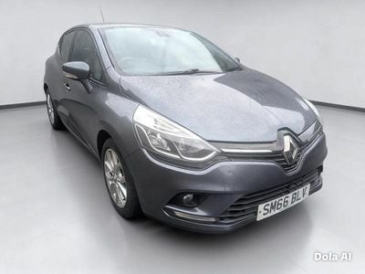 Used Renault Clio IV Dynamique 90 HP (66 kW) 2016 Grey Hatchback