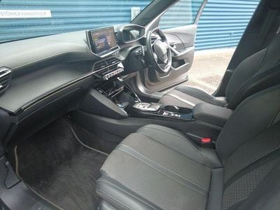 Used Peugeot 2008 GT 129 HP (94 kW) 2023 Grey SUV