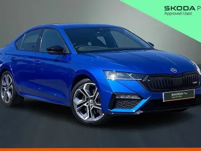 Used Skoda Octavia vRS 245 HP (180 kW) 2022 Race blue metallic Hatchback