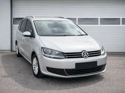 Usado VW Sharan SE 150 HP (110 kW) 2018 Prateado Monovolume