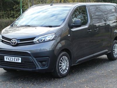 Grey Used 2023 Toyota Proace MPV | £18,500 (Fair price)