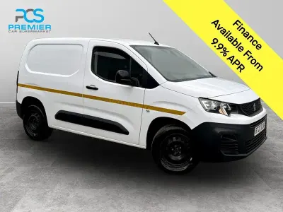 Used Peugeot Partner Premium 2022 White MPV