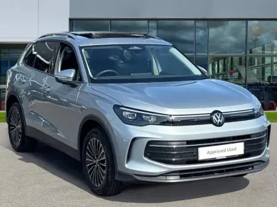 New VW Tiguan Match 130 HP (95 kW) 2026 Metallic  oyster silver SUV