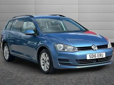 Używany VW Golf VII SE 125 KM (91 kW) 2016 Niebieski Kombi