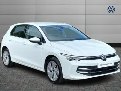 Used VW Golf VIII Style 147 HP (108 kW) 2025 White Hatchback