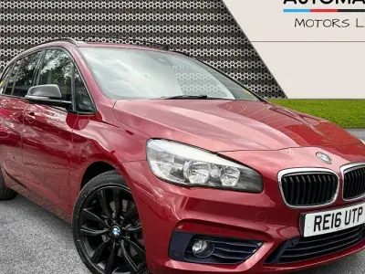 Used BMW 220 Sport Line 192 HP (141 kW) 2016 Red Estate