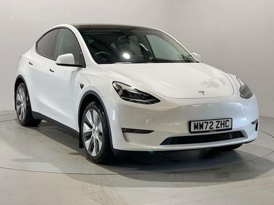 White Used 2022 Tesla Model Y SUV | £23,499 (Fair price)