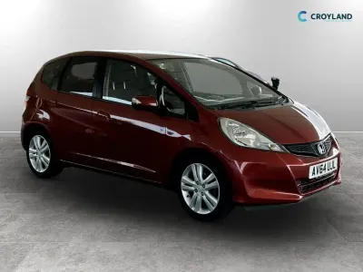 Used Honda Jazz ES 99 HP (72 kW) 2014 Red Hatchback