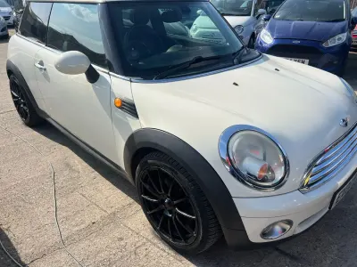 Usado Mini Cooper Hatch 2008 Branco Citadino