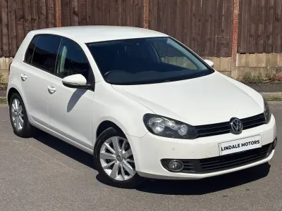 Used VW Golf VI Match 105 HP (77 kW) 2011 White Hatchback