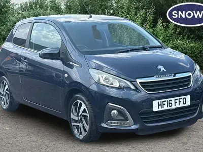 Used Peugeot 108 Allure 82 HP (60 kW) 2016 Blue Hatchback