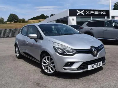 Used Renault Clio Dynamique 2017 Silver Hatchback