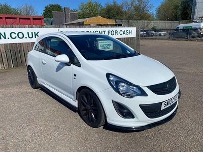 Begagnad Vauxhall Corsa SRi 100 HK (73 kW) 2013 Vit Halvkombi