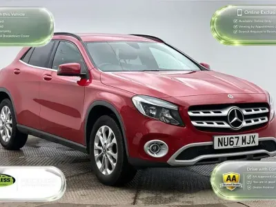 Used Mercedes GLA200 Executive 136 HP (100 kW) 2017 Red SUV