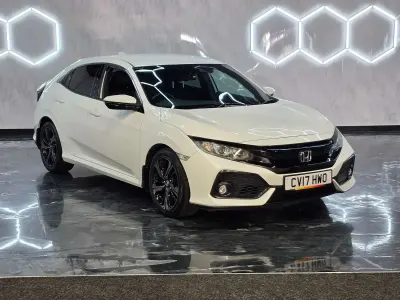 Used Honda Civic SR 129 HP (94 kW) 2017 White Hatchback