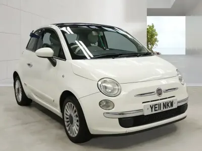 Used Fiat 500 Lounge 69 HP (50 kW) 2011 White Hatchback