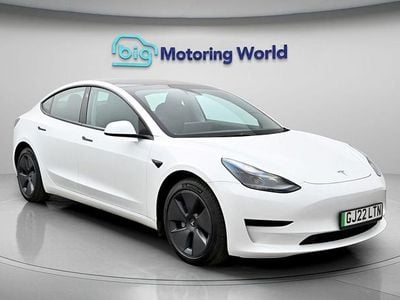 Used Tesla Model 3 Standard Range Plus 222 kW (302 HP) 2022 Sedan