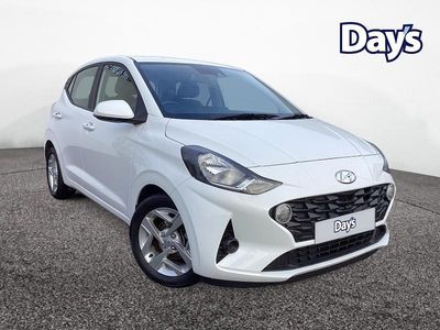 White Used 2022 Hyundai i10 SE Hatchback | £11,790 (Fair price)