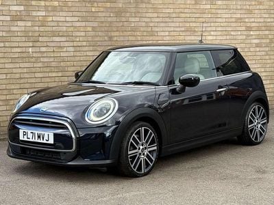 Used Mini Cooper Exclusive 2021 Blue/black Hatchback
