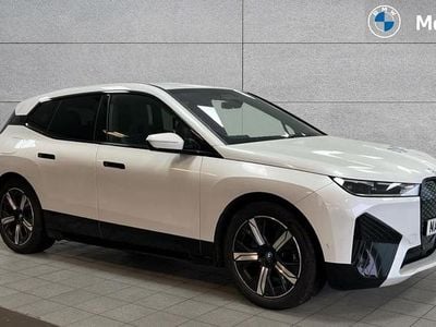 Usado BMW iX M Sport 239 kW (326 CV) 2022 Blanco SUV