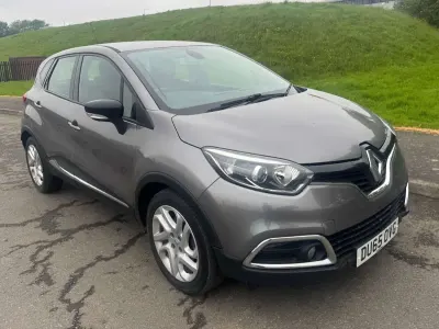 Second-hand Renault Captur Dynamique 90 CP (66 kW) 2015 Gri SUV