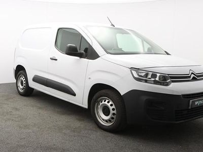 Used Citroën Berlingo PureTech 110 HP (80 kW) 2023 White MPV