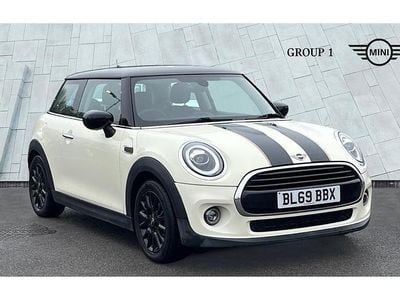 Used Mini Cooper Classic 136 HP (100 kW) 2019 White Hatchback