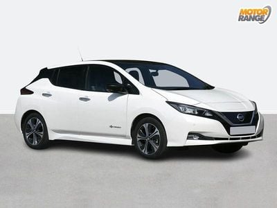 Begagnad Nissan Leaf Tekna 110 kW (150 HK) 2021 Blå Halvkombi