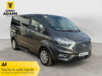 Used Ford Tourneo Custom Titanium 130 HP (95 kW) 2019 Grey Van