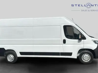 Used Citroën Relay 138 HP (101 kW) 2023 White Van
