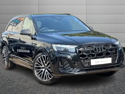 New Audi Q7 Comfort 286 HP (210 kW) 2026 Mythos black SUV